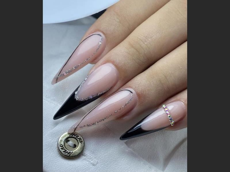 Shop nail cách Inala 25p lái xe có thu nhập tốt cần sang