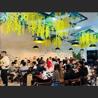 Nhà hàng tại trung tâm Bankstown cần sang!