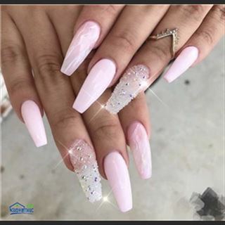 Shop Nail cần thợ tay chân nước biết sns càng tốt vùng Dulwich Hill